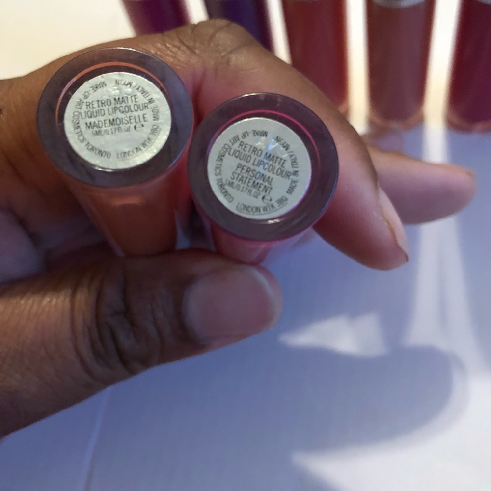 Mac lipstick bundle - Picture 2 of 5